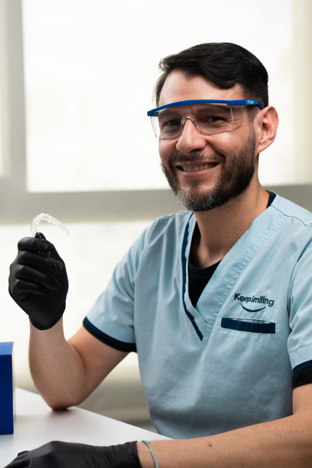 Técnico del laboratorio KeepSmiling